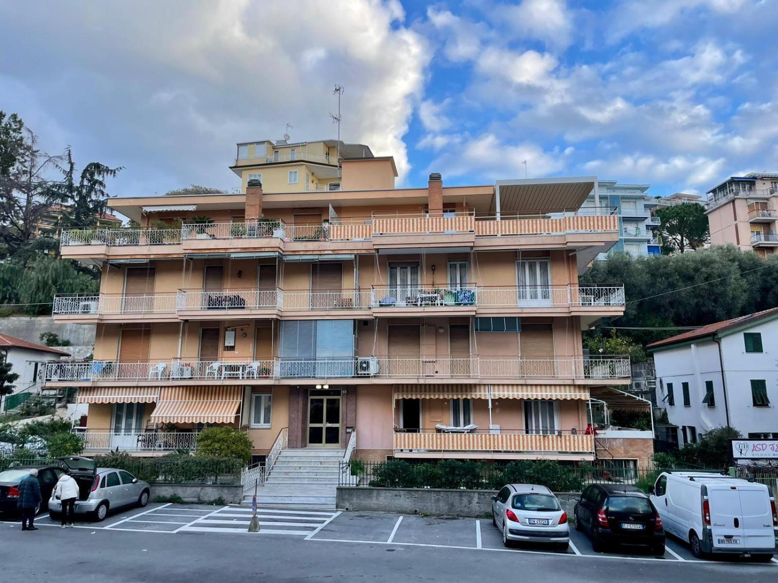 Matchpoint Apartment Sanremo Eksteriør bilde